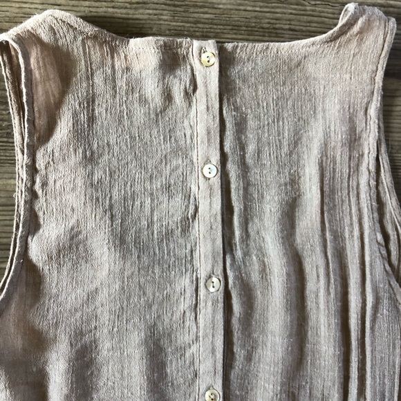 Boho tank top with button back and lace details - Picture 5 of 11